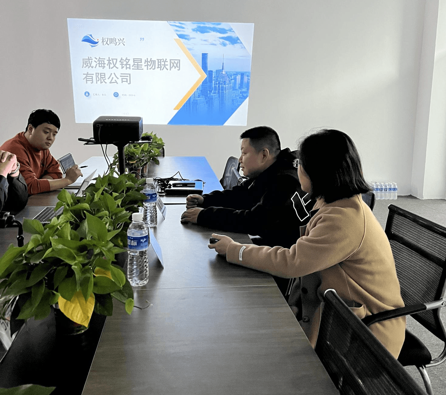 热烈唐山某科技有限公司莅临威海权铭星考察